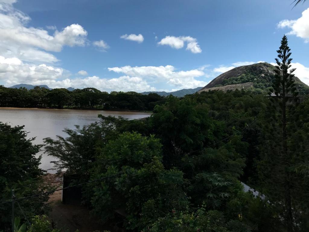 Lake View 丹不拉 外观 照片